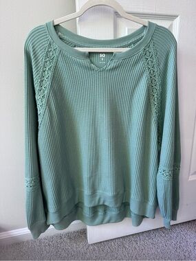 SO Sage Waffle Knit Pullover Sweatshirt